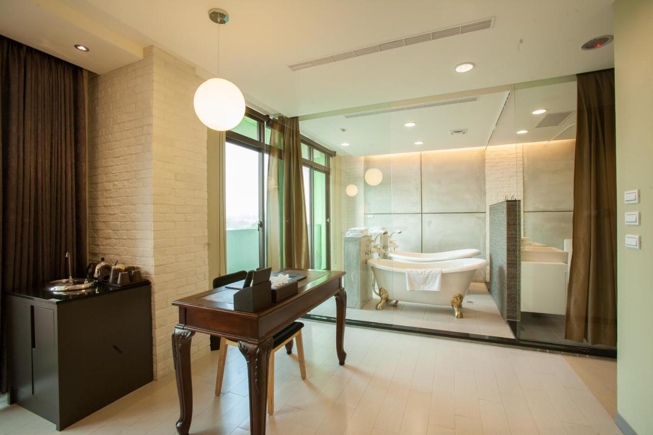 823 Tourist Hotel Jinhu Exterior photo