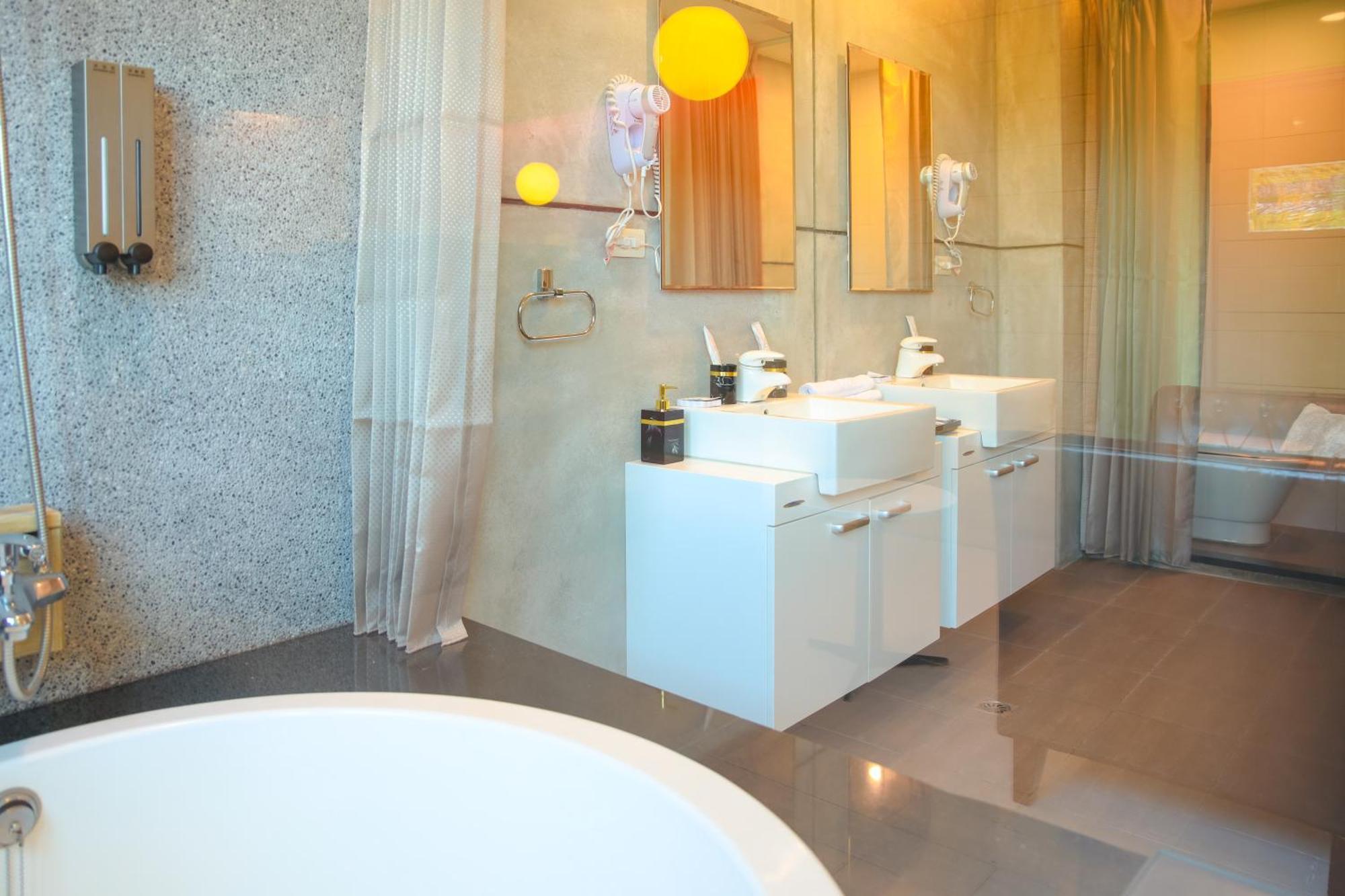 823 Tourist Hotel Jinhu Exterior photo